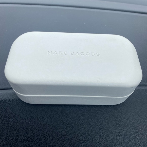 Marc Jacobs Sunglasses - Brand New - Perfect Condition - Picture 4 of 4
